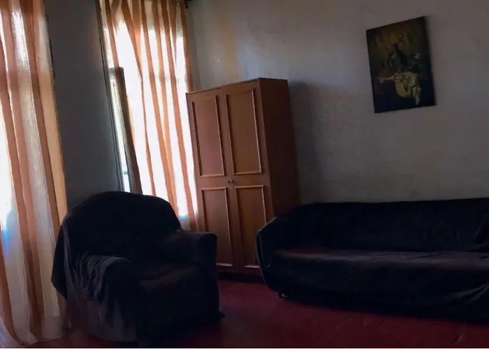 Niniko\'S House